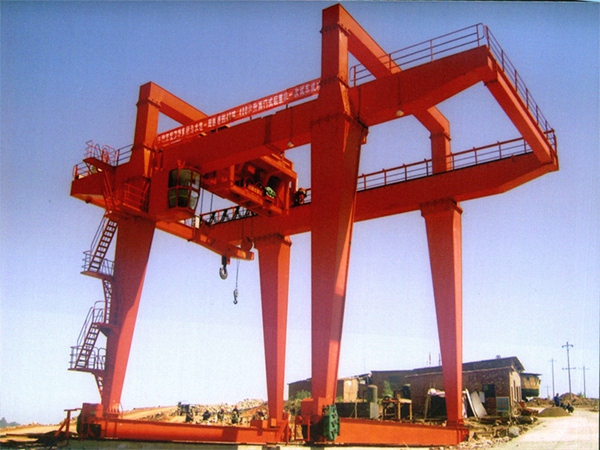 雙梁U型吊鉤門式起重機(jī)